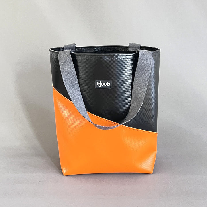 Lassen Tasche schwarz-orange ohne Reißverschluss - zweifarbige Planentasche von tjuub
